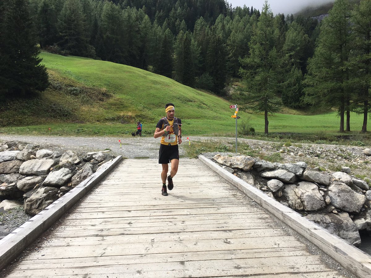 Ο Χάρης Καλαμπούκας στο 42ο χλμ | Φωτό iRunFar