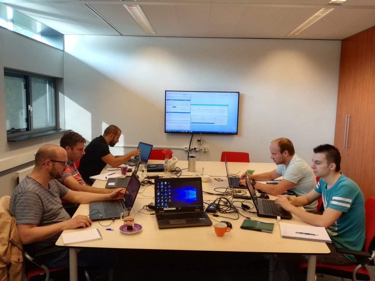 Vanmorgen goede workshop gegeven aan gedreven collega's <a href="/giesberswijchen/">Giesbers</a> mbt regelsets #basisils <a href="/Solibri/">Solibri</a>