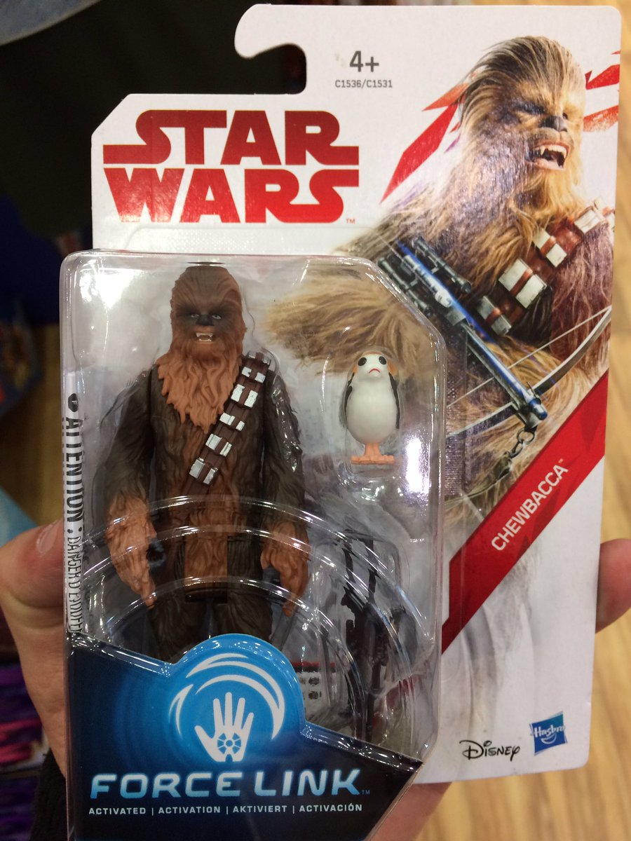 philthecool's tweet photo. Has anyone seen this Wookiee?! #Chewbacca looks stunning with his #Porg in the #StarWars #TheLastJedi #ForceFriday range #FOTForceFriday https://t.co/JU5A6l92AC