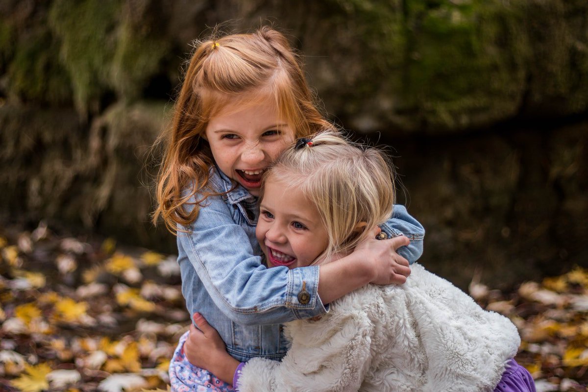 InstBienestar's tweet photo. Amistad y ciencia: los amigos se parecen hasta en los genes - https://t.co/yOx5W3ESOE #amistad #genetica https://t.co/dK6o1F0TSE