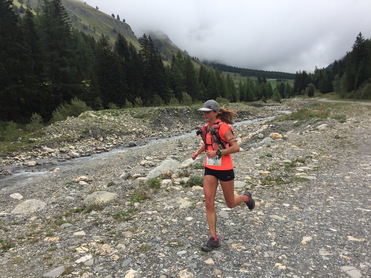 iRunFar's tweet photo. The USA's Clare Gallagher is 2nd into 41.5k of the #CCC. She's 4 minutes back of the lead and 2 minutes under record pace. https://t.co/7QaMon5ZnW