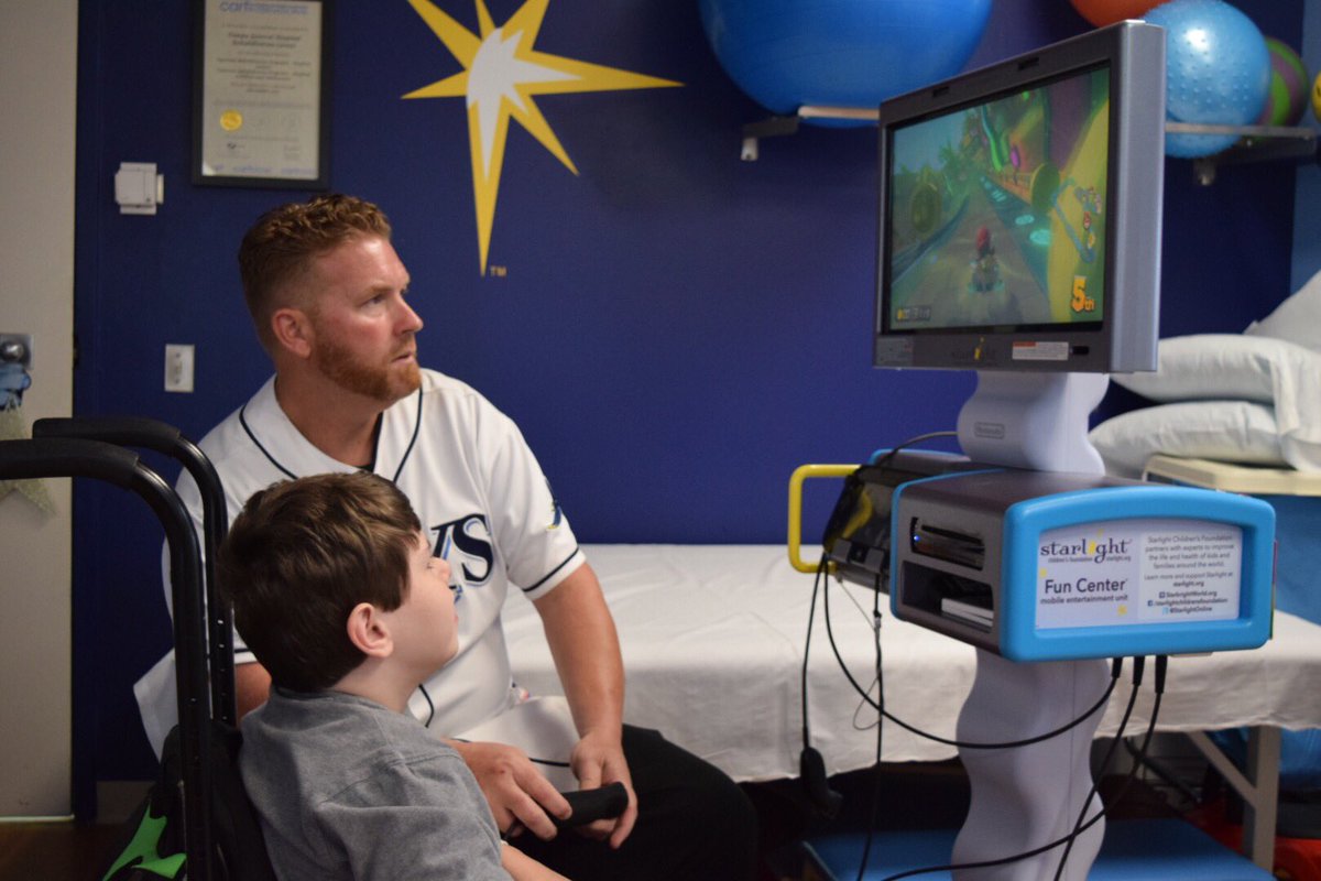 RaysRaymond's tweet photo. I took former Rays catcher Toby Hall with me on a visit to @TGHCares today to hang out with some awesome kids! #GoGold https://t.co/RqebStF56N