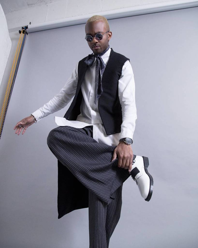 t_stylesiblings's tweet photo. Life is about keeping the right balance!
Designs by @emilyjanedoran & @dlyletreasure 📷 by @nas_abraham
#studiode… https://t.co/GluvluTveD https://t.co/IUHtb70ZkM