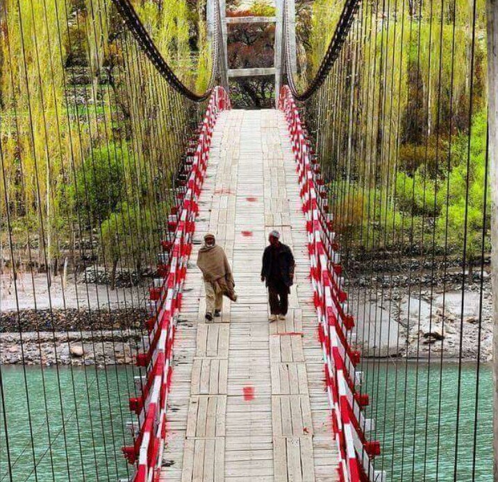 AminaNilab's tweet photo. Pandah bridge Mehdiabad Skardu #ThankYouGoZest
#Pakistan https://t.co/OSX4IapyXm