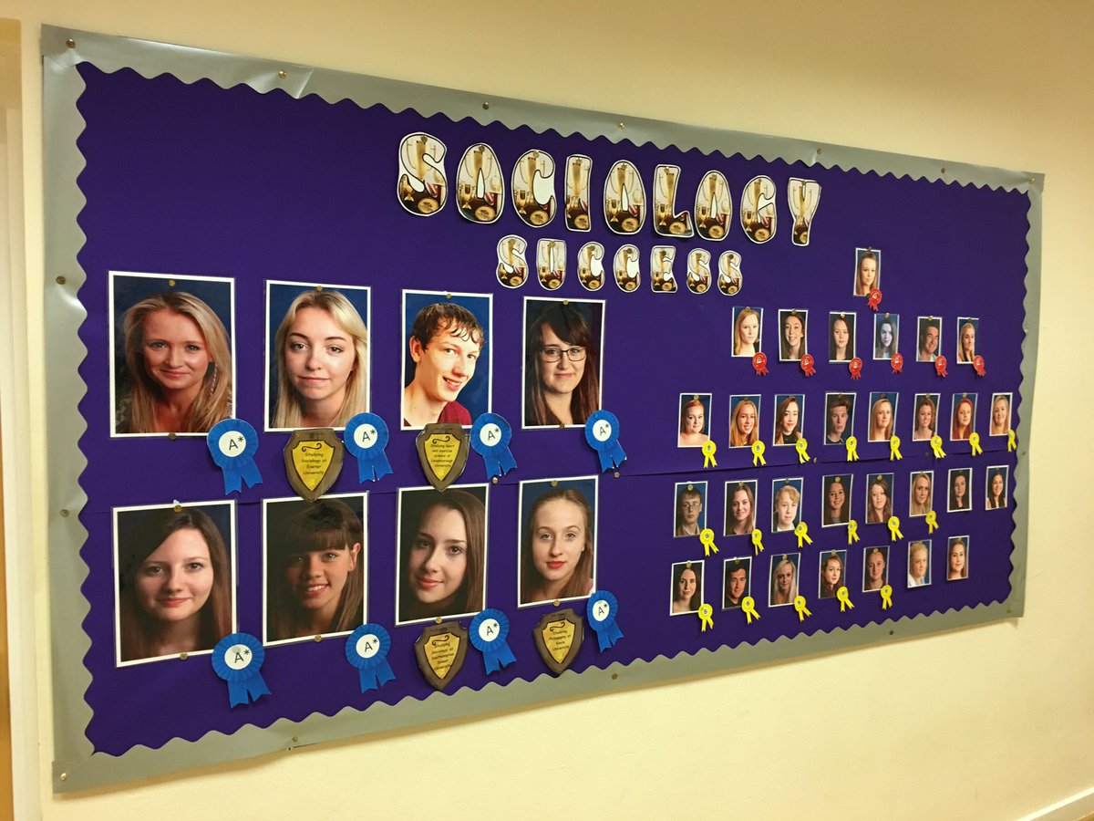 Sociology_news's tweet photo. Refreshed our displays ready for the new academic year π@ItchenCollege @ItchenCare @ItchenPsych #itchenpride #displays #teacherlife https://t.co/zc1dfO34N3