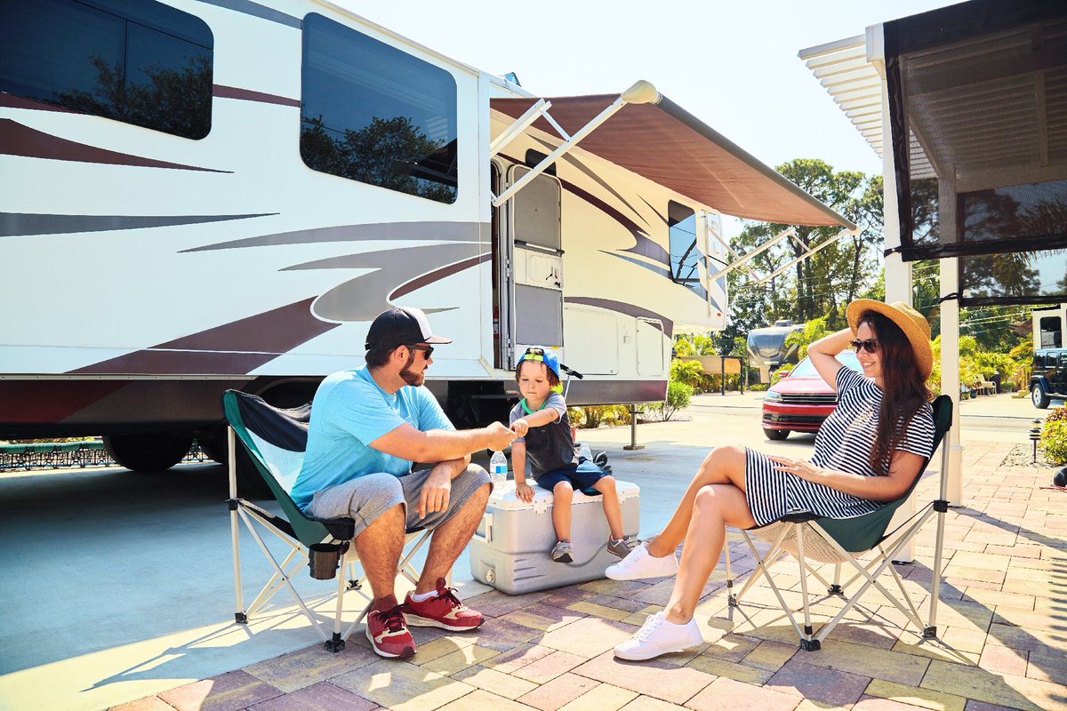 RVRent's tweet image. It's never too late to enjoy the great outdoors with your loved ones! Rent your RV today! gorvatl.com