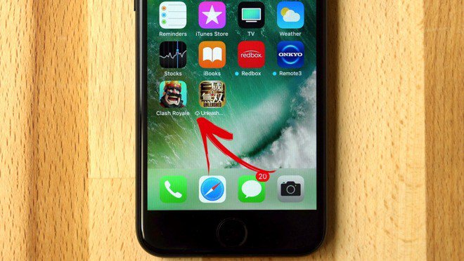 LifeHacking_CZ's tweet photo. Co umí funkce Offload App v iOS 11? #iOS11 #OffloadApp https://t.co/cTDM146Xbh https://t.co/KJTEh6QmYw