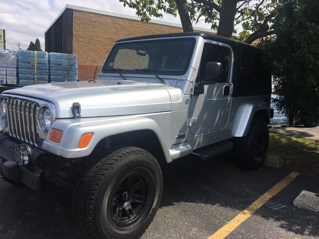 AttitudePerfor1's tweet photo. @THEJeepMafia @Dgeviper91 Sweet LJ! Judst had this one at the shop! https://t.co/PoN2dDFGWL