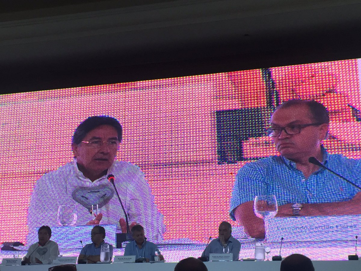 Crear conciencia nacional. Fiscal Fernando Carrillo <a href="/DcobysSM/">Dcobys</a> #confecamaras2017