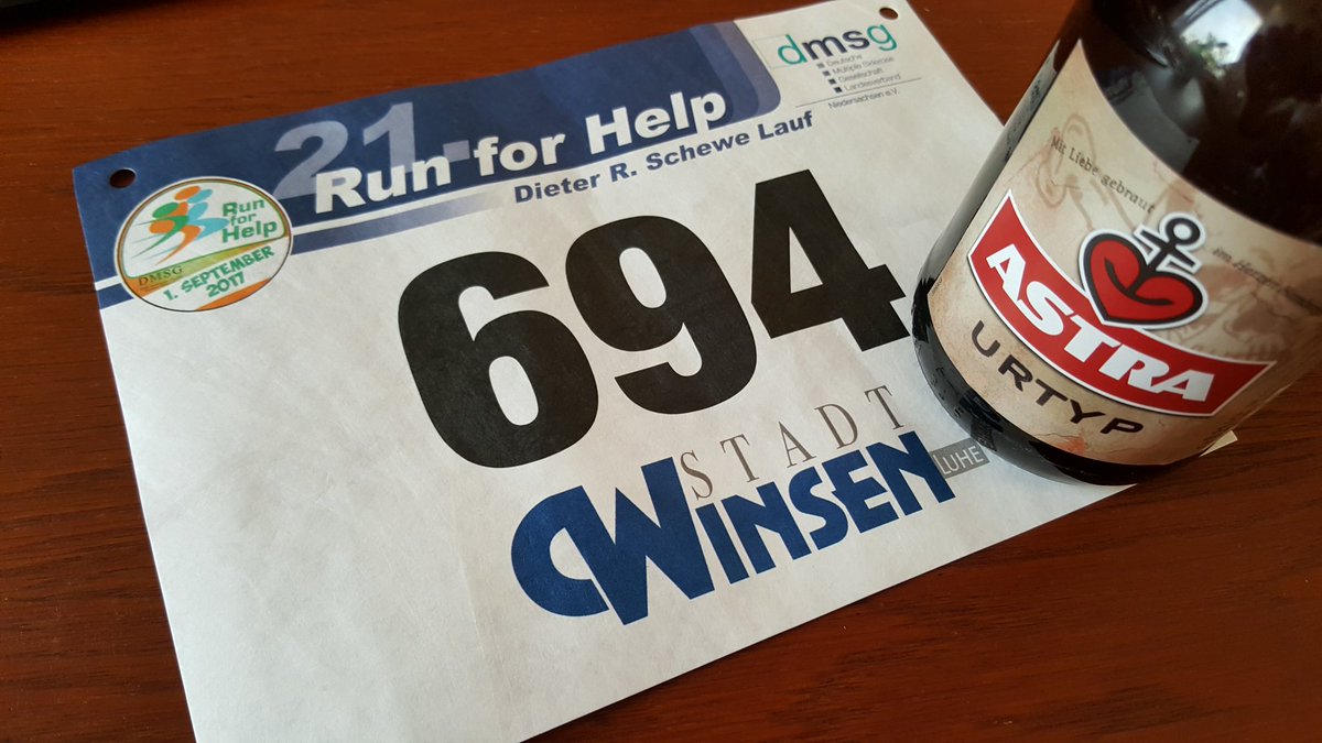 DiePARTEI_WL's tweet photo. Wählt @DiePARTEI, sie ist sehr sportlich und sozial #RunForHelp #Winsen #DieterScheweLauf #dmsg #Siegerbier https://t.co/gvH3KuuUMP