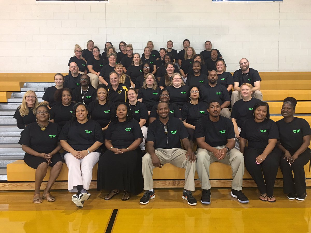 ecyellowjackets's tweet photo. ECMS Staff!!  #yellowjacketpride #ecms #whatsyoursuperpower #ecmsgrows https://t.co/Zkv7obmzXR