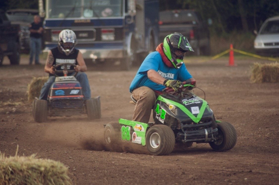 gdsfair71's tweet photo. #Lawnmower #racing! Come check out our official #American #Racing #Mower #Association sanctioned #races tonight at 6 p.m. in the #Arena. https://t.co/vRU451RGcm