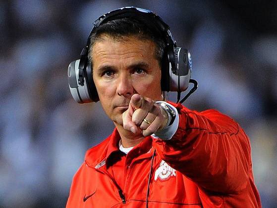 CoachMackBrown's tweet photo. "Every team faces adversity. Mediocre teams are destroyed by it. Good teams survive it. Great teams get better because of it." Urban Meyer https://t.co/pskVYWTidw