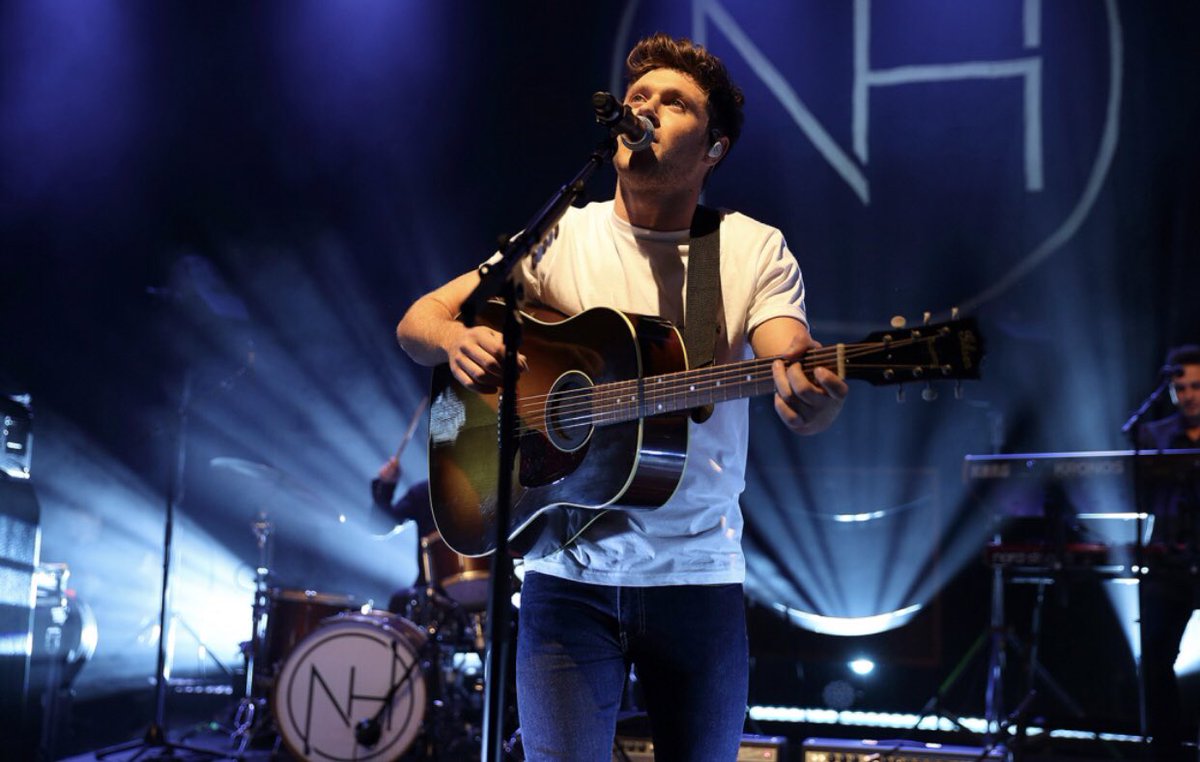 NiallsFlickrs's tweet photo. #FlickerSessionLondon 

(📸 @bestfitmusic) https://t.co/ziDubYpWAy