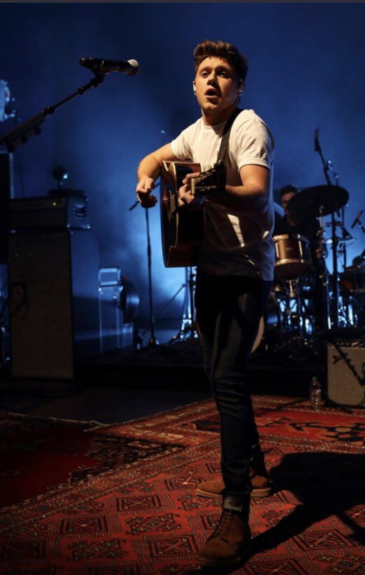 NiallsFlickrs's tweet photo. #FlickerSessionLondon 

(📸 @bestfitmusic) https://t.co/ziDubYpWAy