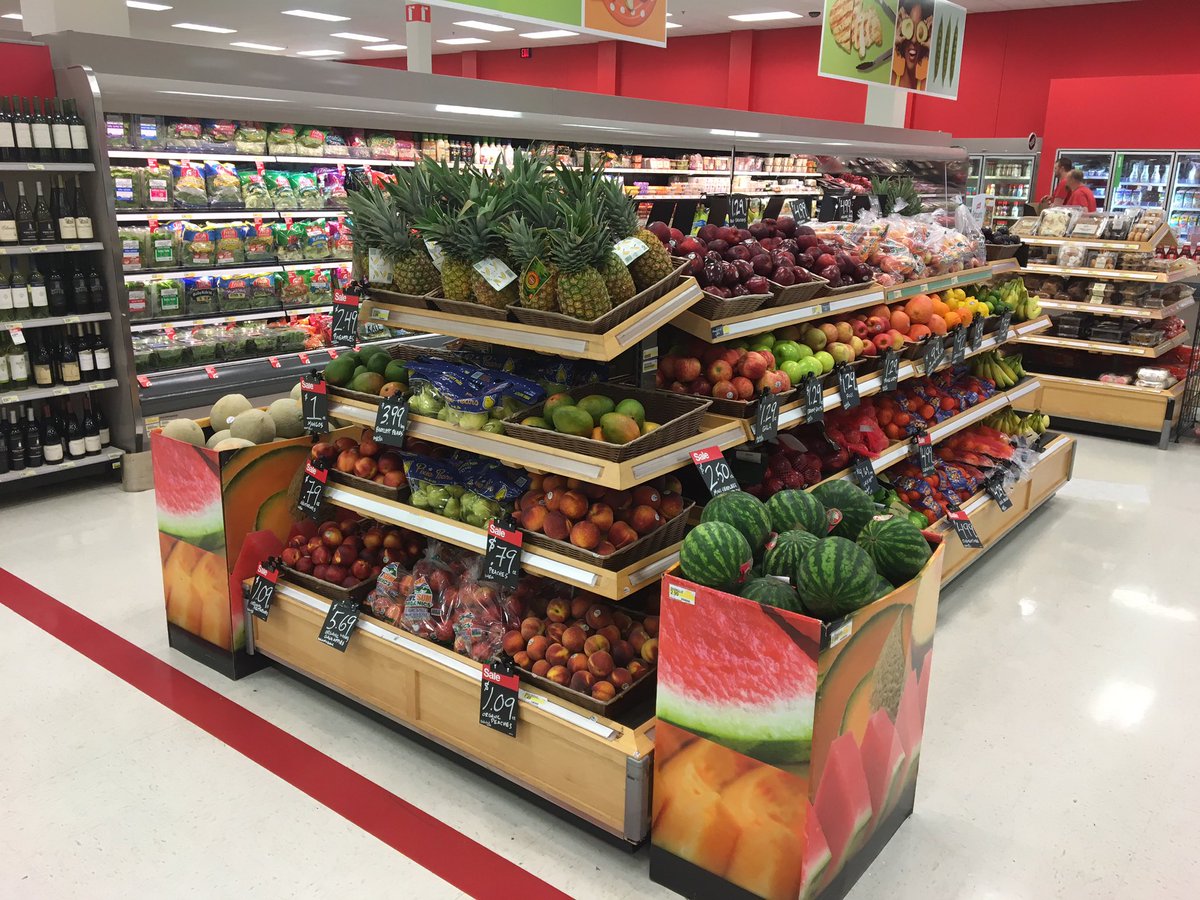 Schneider_1509's tweet photo. I love my food team!!!
@A_Leigh_ @Jamaal_edwards @Andrew050887
#D117PRODUCESresults
#FruitsofmyLaborDay https://t.co/TVeBGyya4V
