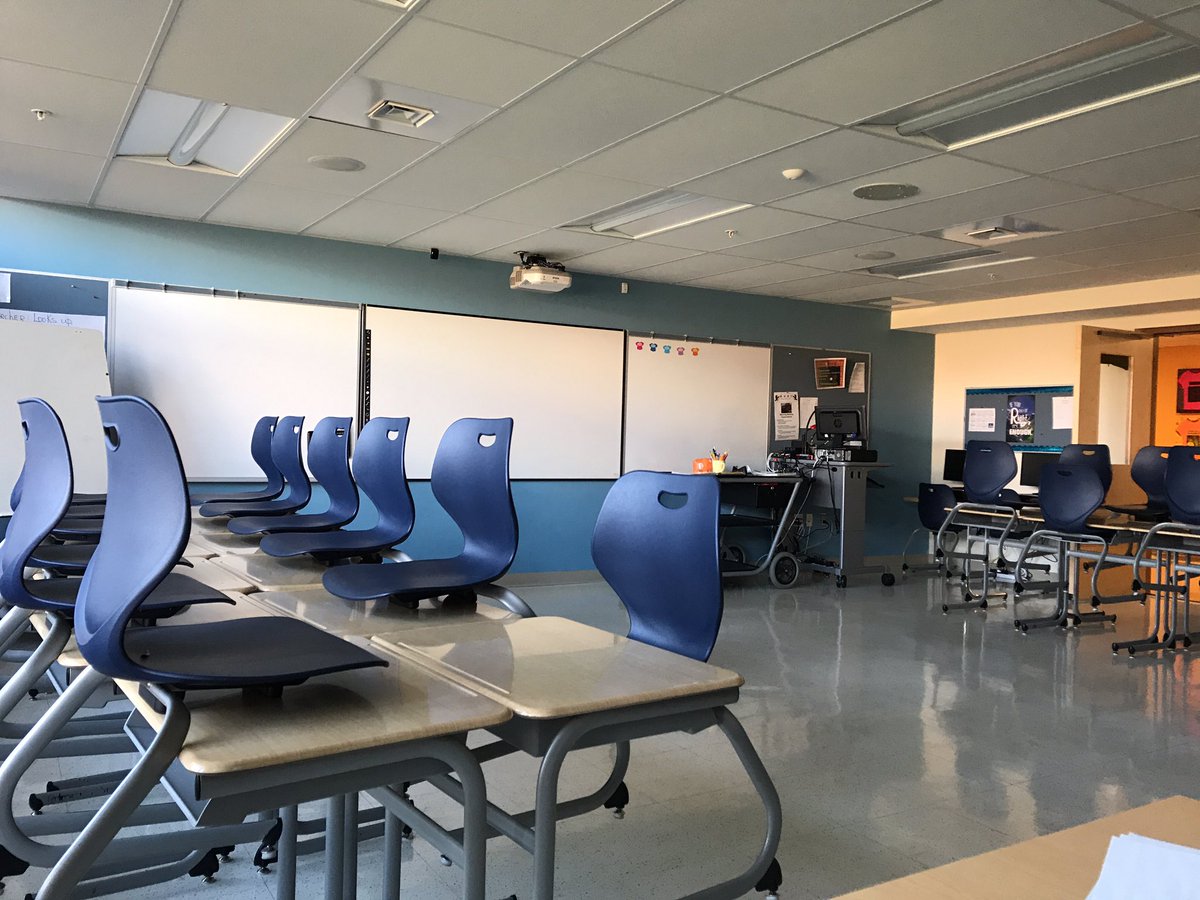 KarenConti15's tweet photo. Happy New Year to our Learners! https://t.co/Lrny2ZPpCQ