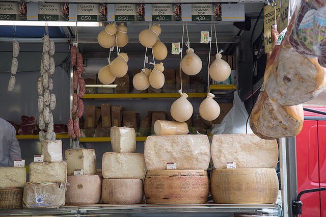 manu75galle's tweet photo. CHEESE!Non limitatevi a sorridere,mangiatelo!
Il 16 settembre partite con noi in #bus!
#cheesebra #slowfood.
#agenzia@buscompany.it https://t.co/2z7qOcEXLU