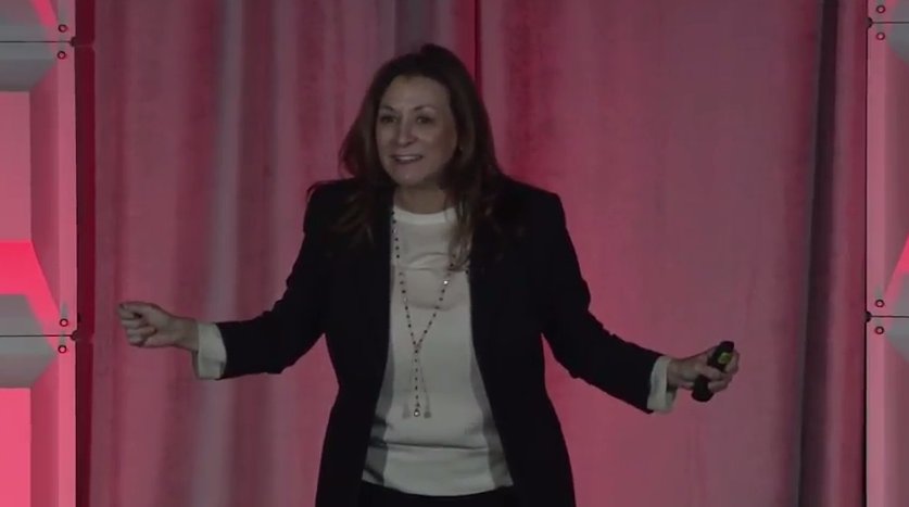 JeanneBliss's tweet photo. Thanks! RT @AnnaSabryan: Missed #ServiceX17? Watch @JeanneBliss keynote at the event: https://t.co/O08yU8ykio #CX https://t.co/SGGOhGrGQJ