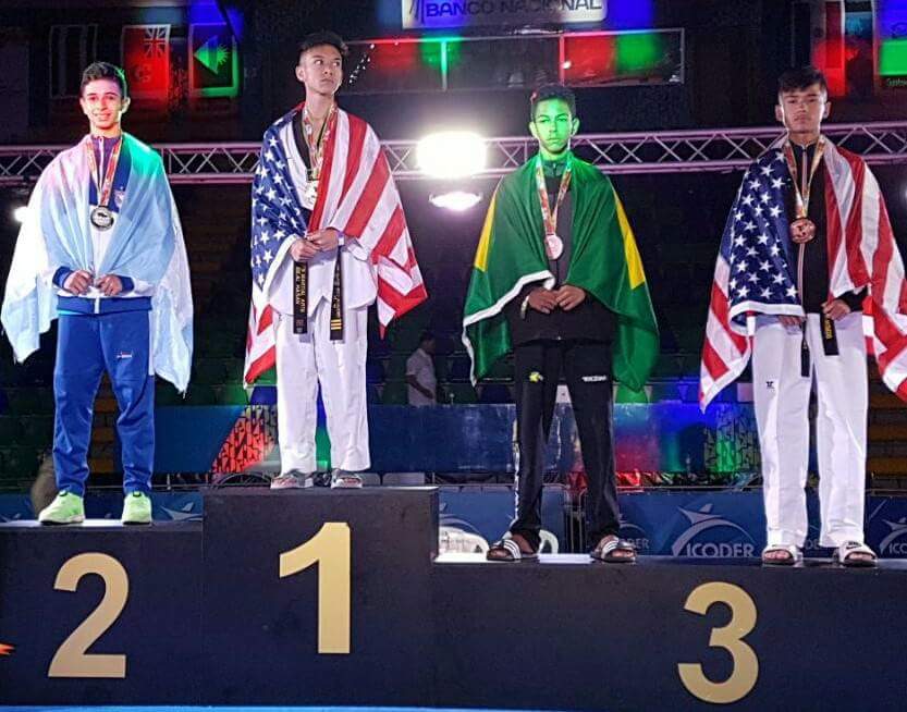 Hugo71654607's tweet image. Grande Nico