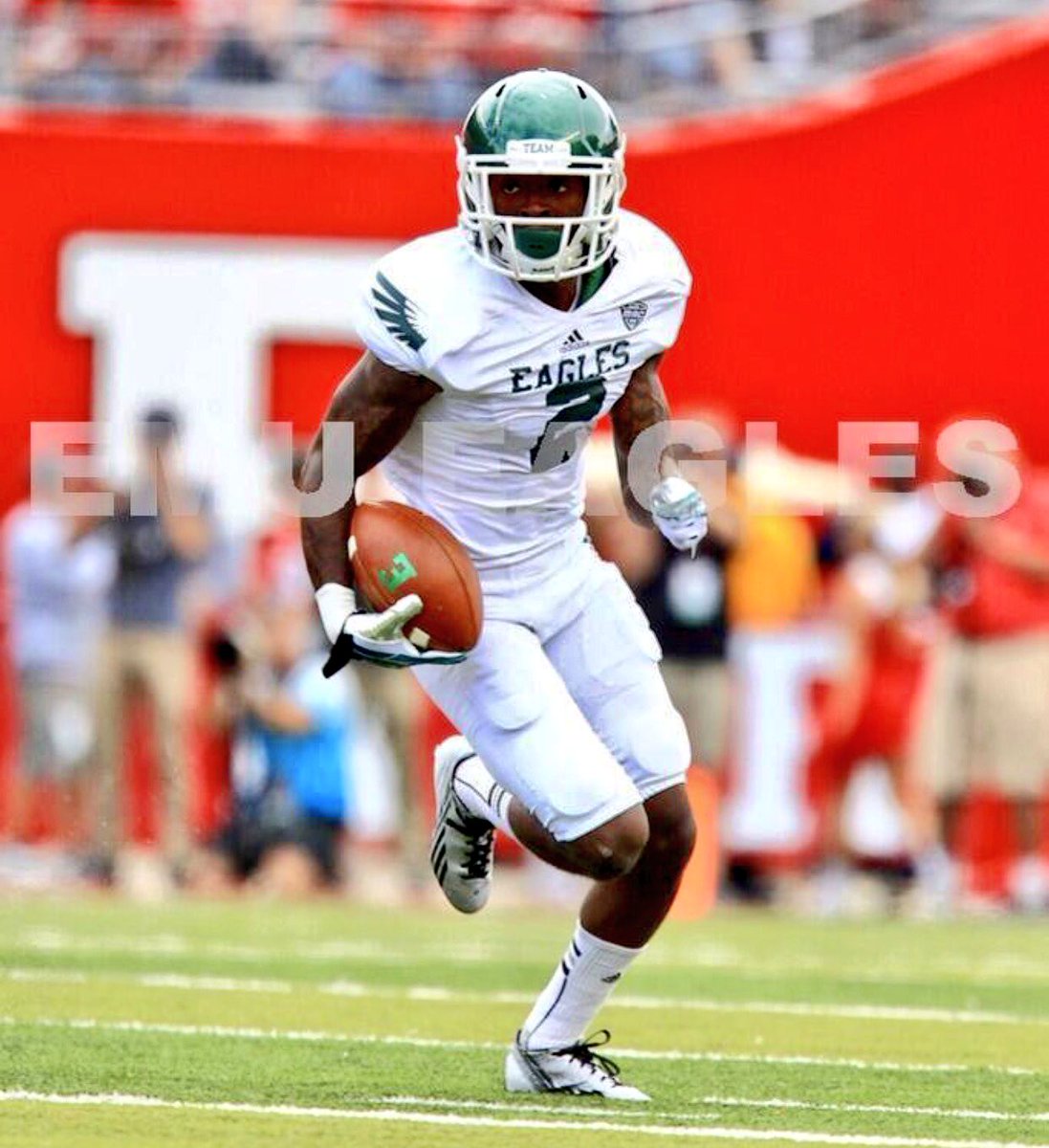 JustSBII's tweet photo. It's Game Day! Horned &amp; Thankful for the opportunity to bring #2 out of retirement. Rest In Paradise to the GREAT D.Reed #TheDuece✌🏽 https://t.co/tFpFcWVOs1