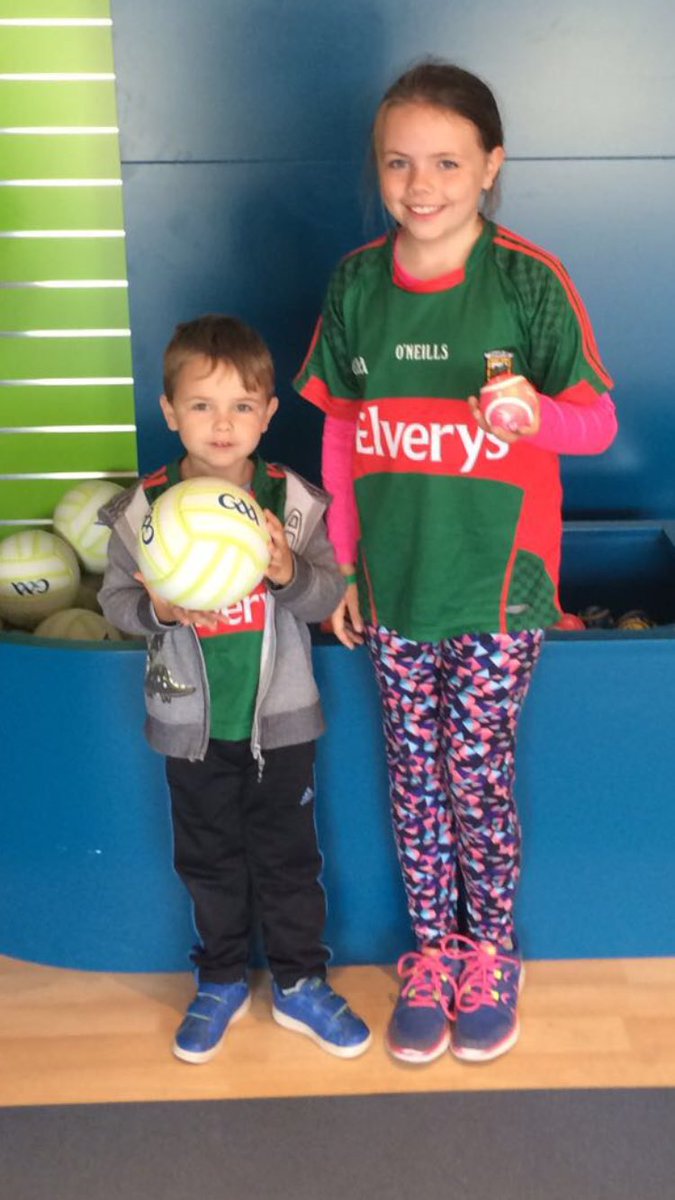 lisabcoyne's tweet photo. @AIB_GAA #thetoughest Grace Coyne would love to be a flag bearer https://t.co/mFkjGjmjHJ