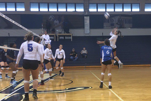 Volleyball team upends St. Johns River in four sets brevard-online.com/volleyball-tea…