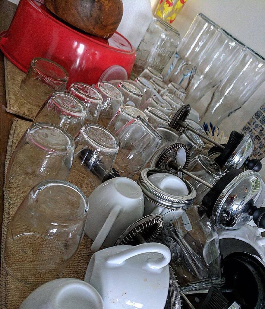 HalaTreeCoffee's tweet photo. The damage done after many very good cups of coffee #yummm #coffee #organiccoffee #coffeetime #coffeelover #freshc… https://t.co/jbCNiKHOwv https://t.co/uOVKqruCwv