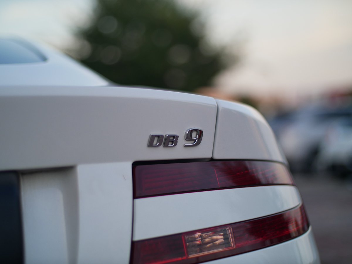 WillWork4Parts's tweet photo. What do we have here? #WillWorkForParts #ExoticCars #DB9 #AstonMartin #CoolCars #HotRods #FastCars https://t.co/Nn3CadNV2S