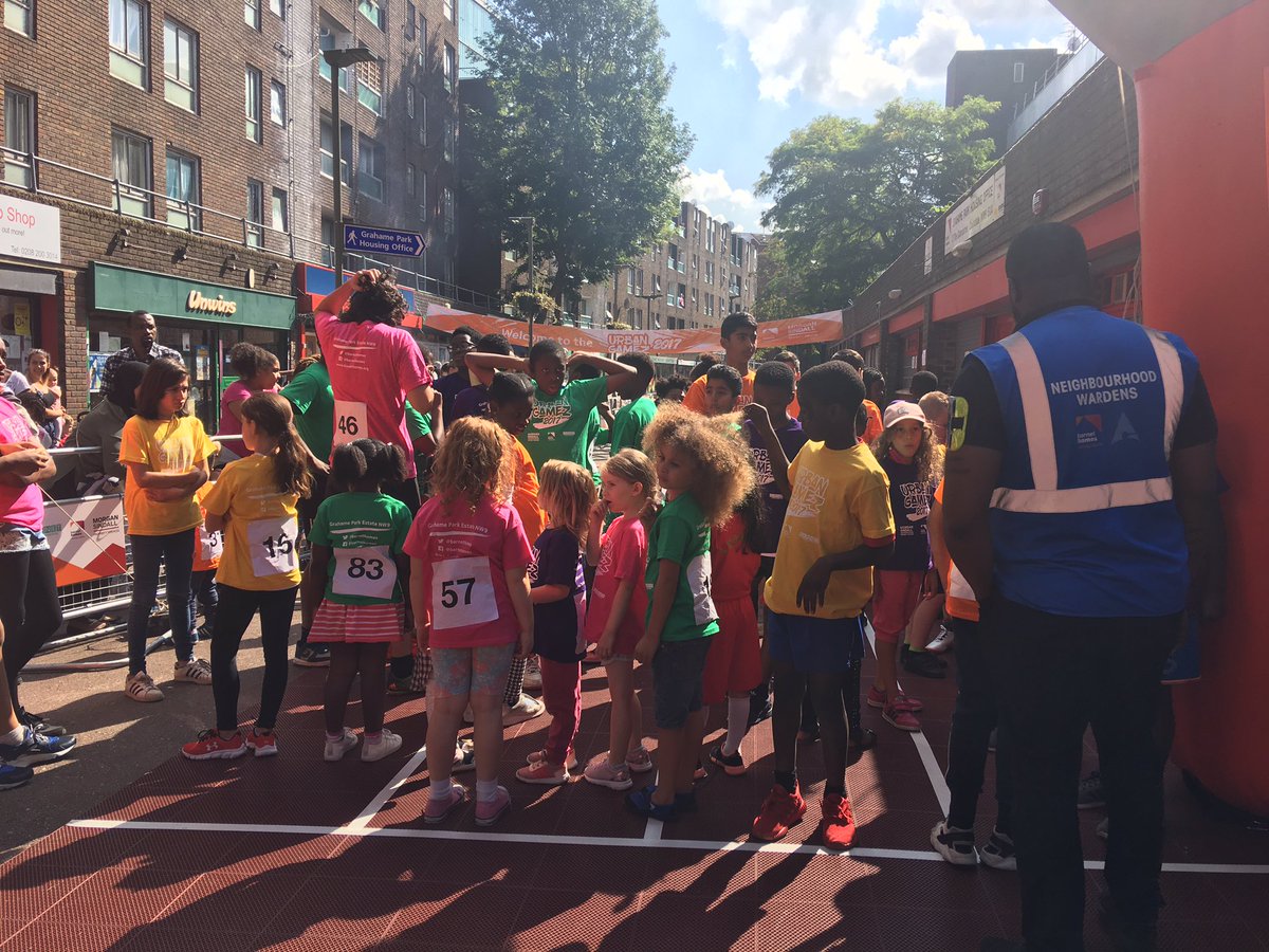 AmandaQuinn11's tweet photo. #barnethomes Urban Gamez Races https://t.co/aA01NM3UC2