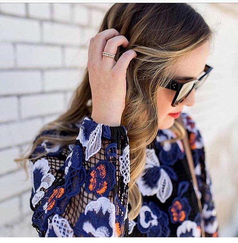parlerlamode's tweet photo. 🌟The beautiful @sidesmilestyle showing off our Aura number by @ministryofstylethelabel 
SHOP https://t.co/PMz8pjsSbj https://t.co/NXhDFJajAj