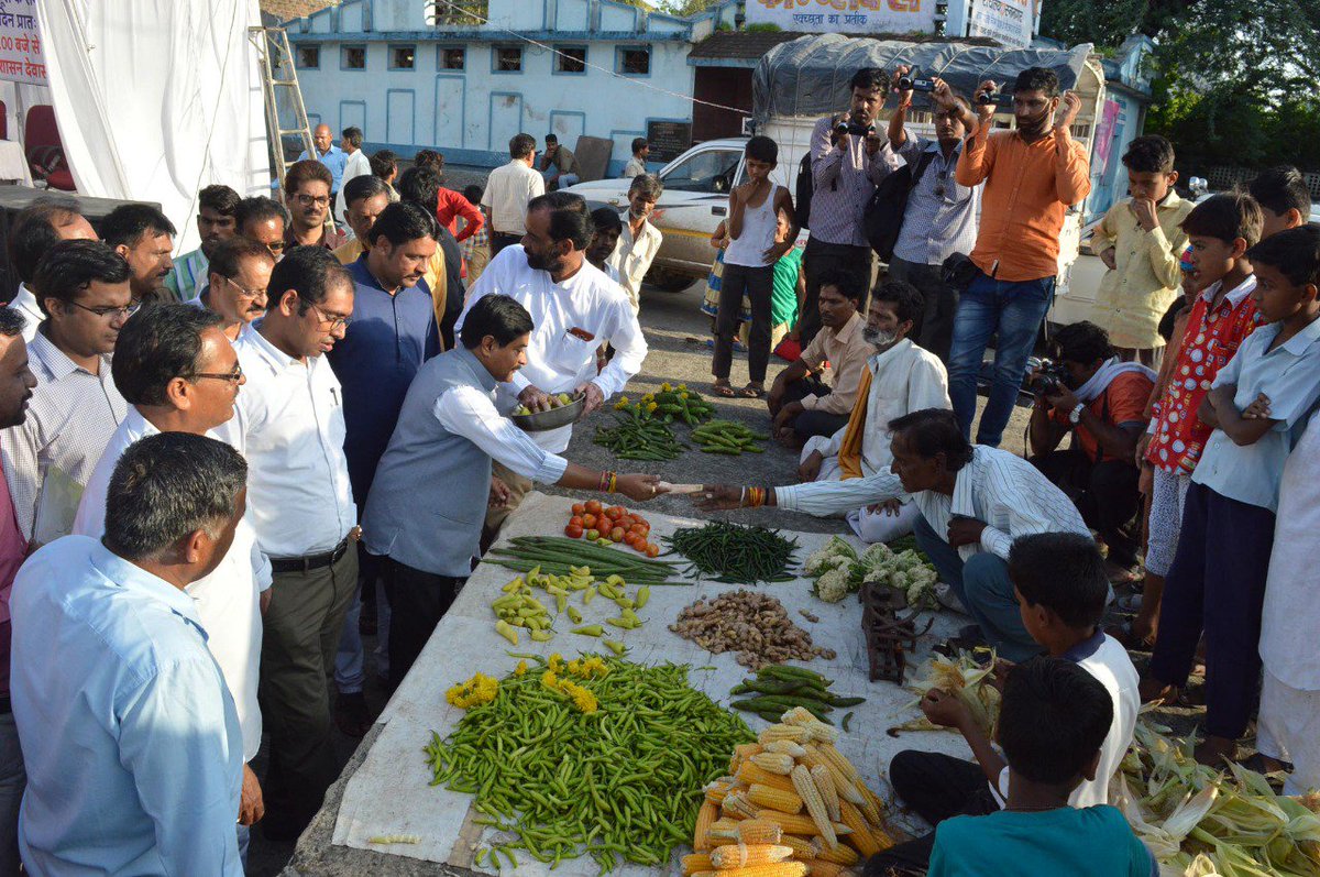 Collector Dewas tweet media