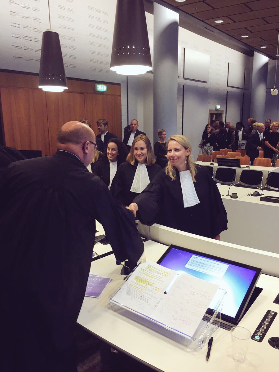 WilleDonker's tweet photo. Afgelopen week is onze collega Marjoleine van Leerdam beëdigd als advocaat. Gefeliciteerd, welkom en succes! #lawyers https://t.co/jHBXrchw1K