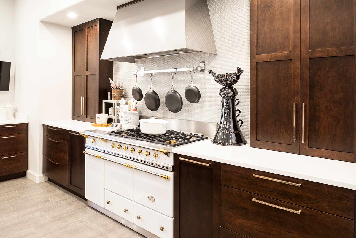 KitchenDesignOK's tweet photo. A new kitchen that is old at heart. #kitchenideas #kitchendesign #tulsakitchendesigner https://t.co/RmjGYX3jVS