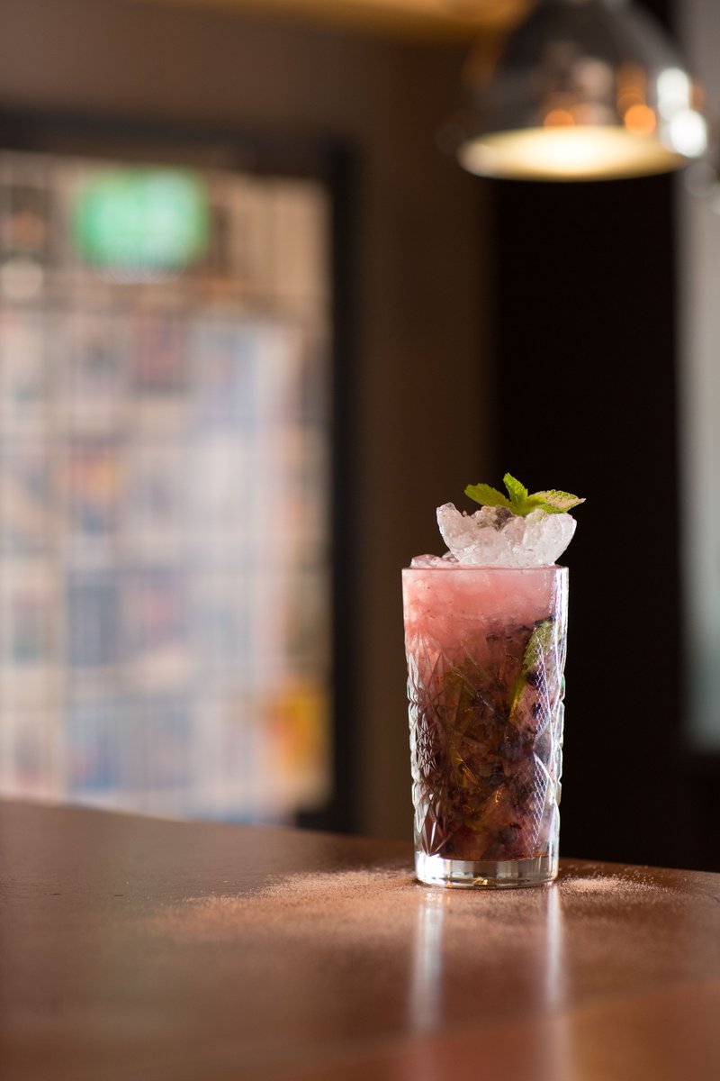 thetoastinn's tweet photo. Blueberry Mojito anyone?! 😍🍇🍸 https://t.co/pyot8IjXLt