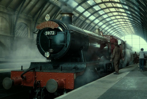 oprofetasite's tweet photo. O Expresso acabou de sair. Nos vemos em Hogwarts <3 #BackToHogwarts https://t.co/MIMDhmYPdE