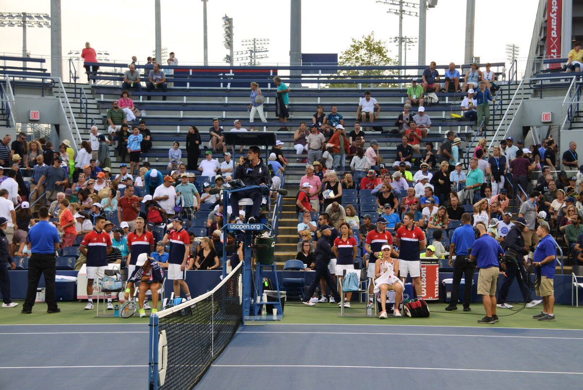 Radwanska_Fans's tweet photo. Aga in action #3 #USOpen https://t.co/Yg9wo1M21j