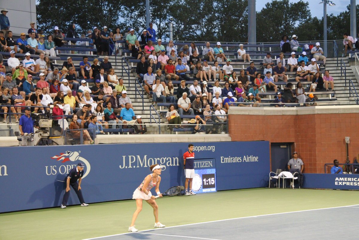 Radwanska_Fans's tweet photo. Aga in action #3 #USOpen https://t.co/Yg9wo1M21j
