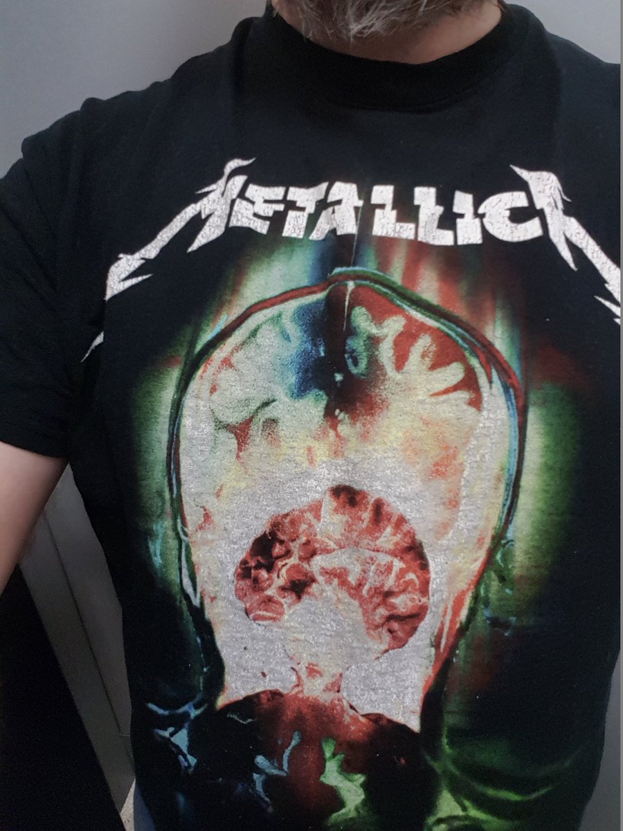 WRNightmare's tweet photo. @MetalHammer #bandshirtfriday @Metallica https://t.co/kPOxhxinI6