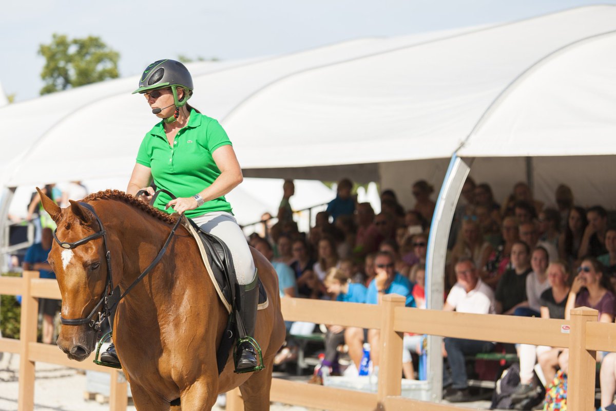 Een bomvol programma met honderden clinics en demo’s in veertien pistes. Tien tips van de organisatie op een rijtje bit.ly/2wAII4t