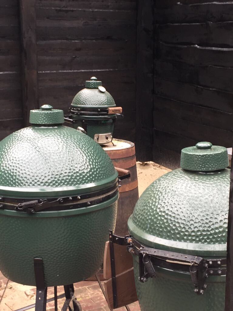 Super allerlaatste dagje Hemmen. En dus nooit meer op het bord schrijven met <a href="/LauraGremmee/">Laura Gremmee</a>. Gelukkig wacht de bbq <a href="/Roelof_Hemmen/">Roelof Hemmen</a> <a href="/BNR/">BNR Nieuwsradio</a>