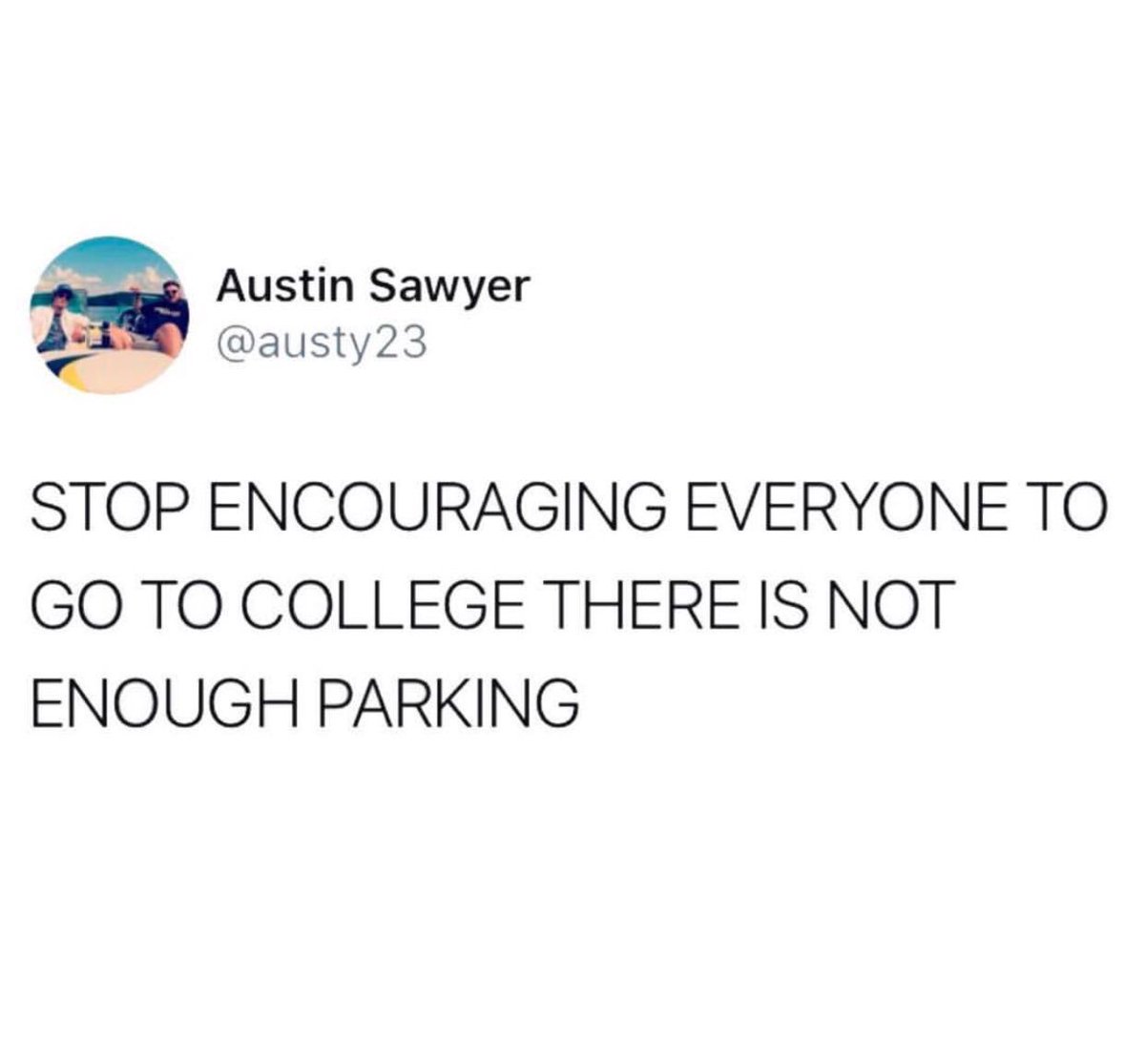 SophiaDTV's tweet photo. #UCFProblems. - The largest school in the nation and not 1 damn parking spot 😡 https://t.co/TWCfUq8fpi