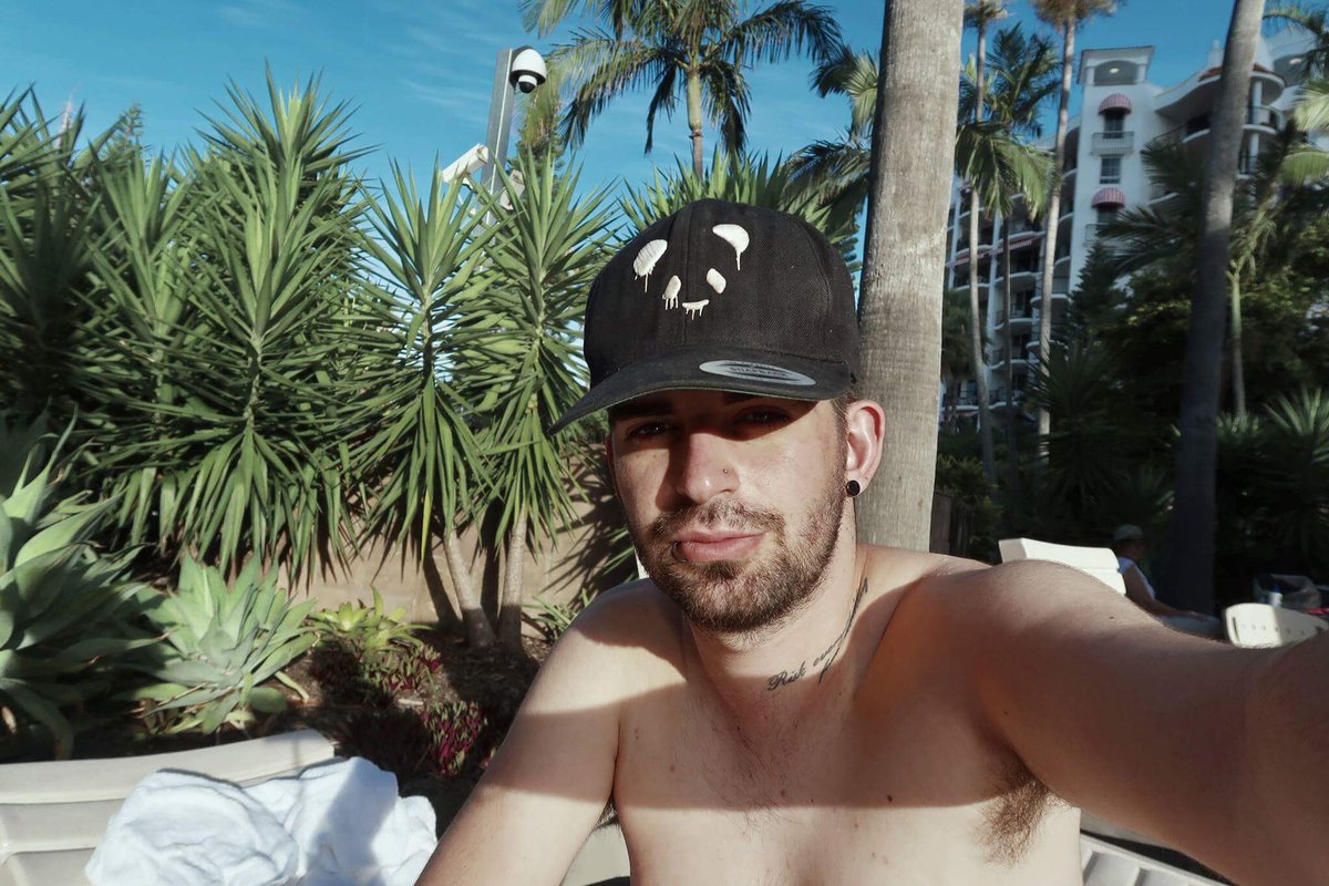 djtrifo's tweet photo. Too keen for summer 🐯 https://t.co/TfY4M38soS