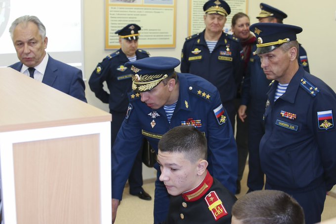 Генерал садовенко. Генерал садовенко. Садовенко. Зам министра обороны рф садовенко. Садовенко заместитель министра обороны.