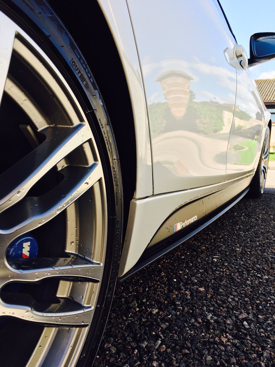 bruce9994's tweet photo. Bit of spit &amp; polish! 👊🏻@BMWsDaily @BMW_UK @AutoFinesse https://t.co/EKslTaOZbM