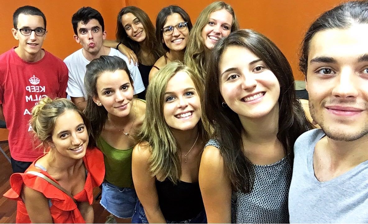 CorGiovinetto's tweet photo. Tenim moltes ganes del dia 12 al teatre Casino de l'Aliança del Poblenou a les 21:00h! Podeu comprar les entrades a https://t.co/heWGOUXuSJ https://t.co/NANsBtYkT8