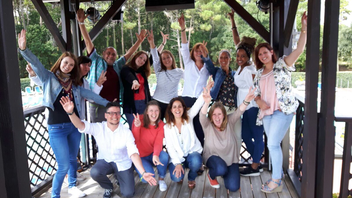 CoralieBitan's tweet photo. Fin de l'université d'été du @GroupeCESI ... c'était bien ! #TeamCESI #TeamCom https://t.co/zI3Xpf1y1w
