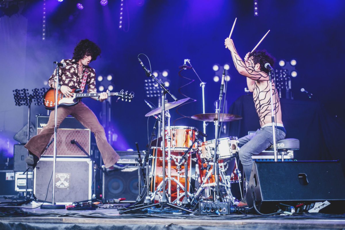 Festival_LPV's tweet photo. #LPV2017 c'est aussi l'occasion de voir les nantais @thisiskokomo en live ! RDV le 15 septembre à 23H #RockBluesPop https://t.co/oxTbRmLd0V https://t.co/lxbkEKftxM
