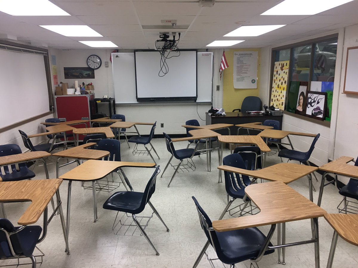 APSAutoTechcc's tweet image. Automotive team collaboration on implementing, launch/team/ framework. @APSCareerCenter @ACC_Collision @engage_learning @Margaretchungcc