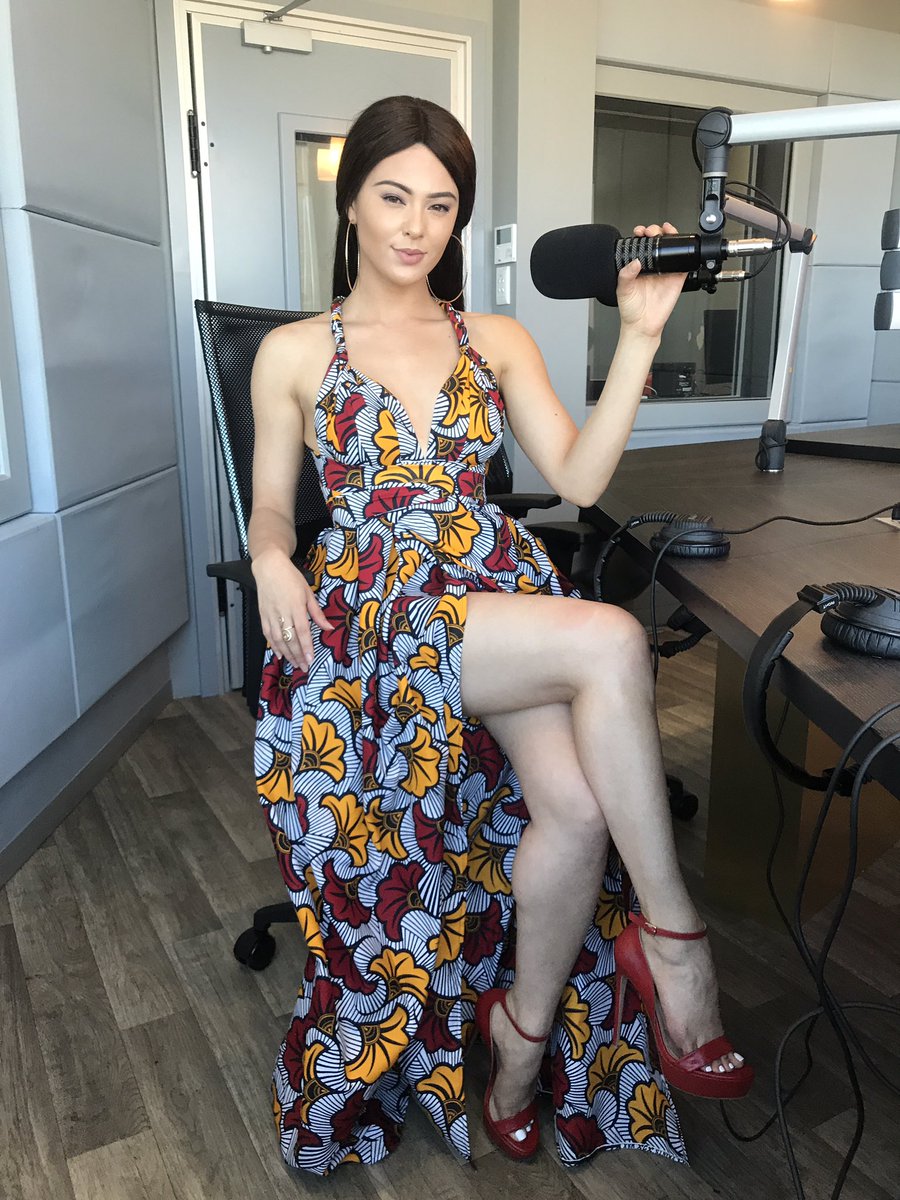 SimplyMahadi's tweet photo. Welcome aboard Princess @Lalla_Hirayama πΈ #WelcomeLalla #Touchdown #TouchHDLoading @TouchHDOnline https://t.co/VdaIoSOI7L